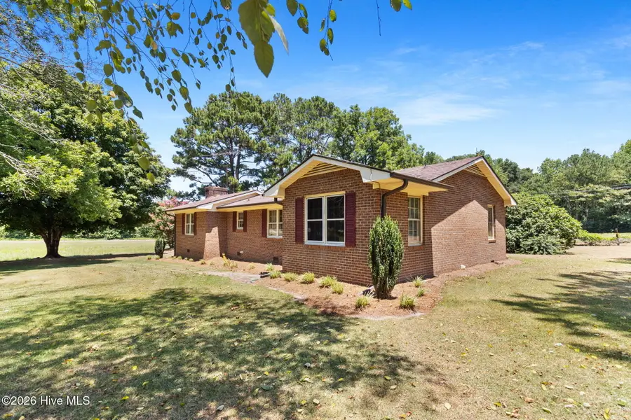 703 E Dr Martin L King Jr Boulevard, Roseboro, NC 28382 - #3