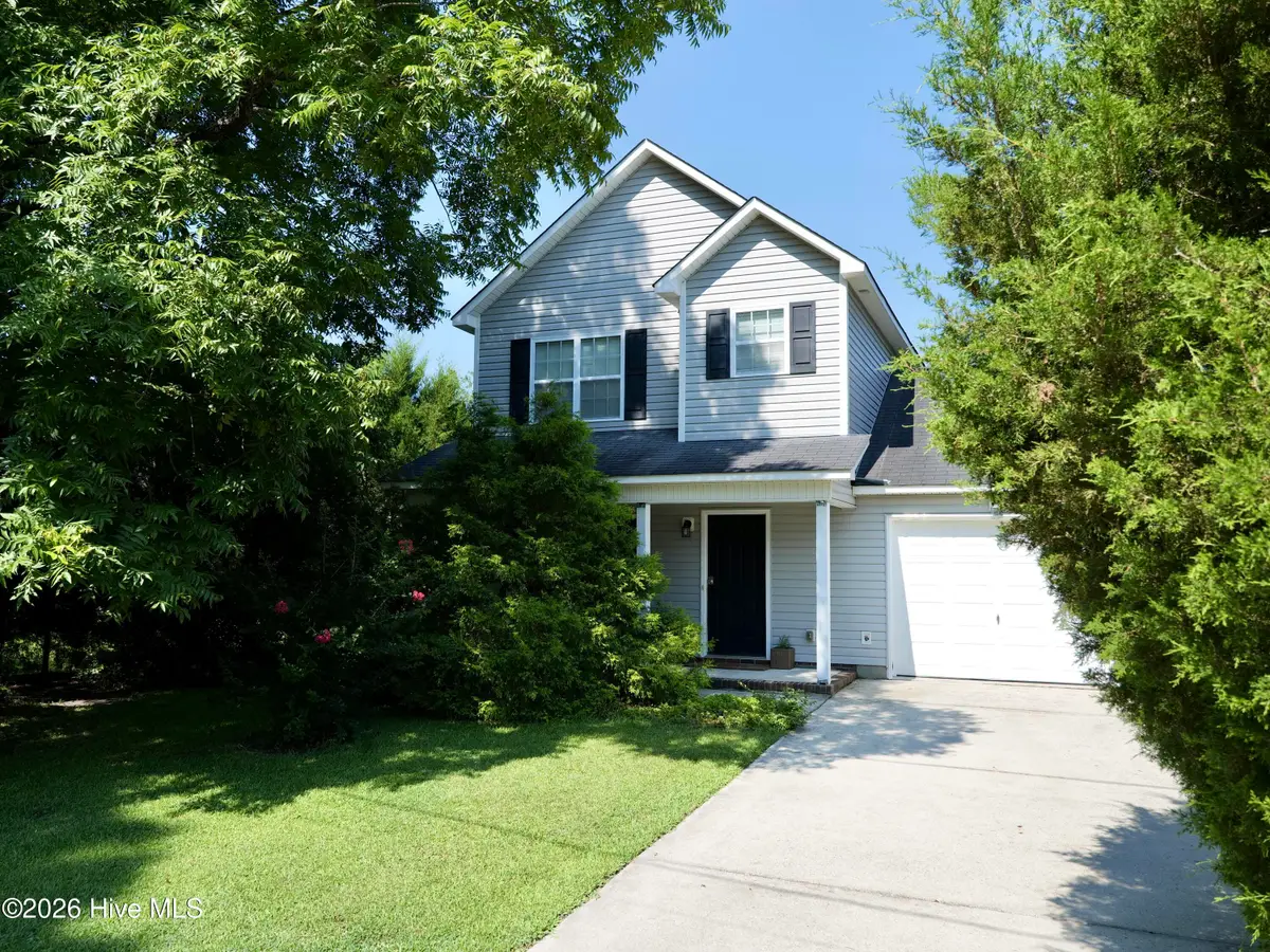 504 Bynum Avenue, Maysville, NC 28555 - #1