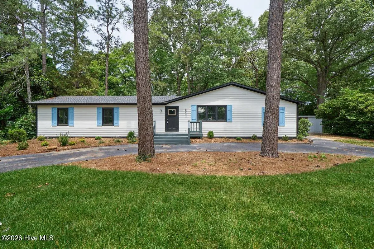 420 S Ashe Street, Southern Pines, NC 28387 - #1