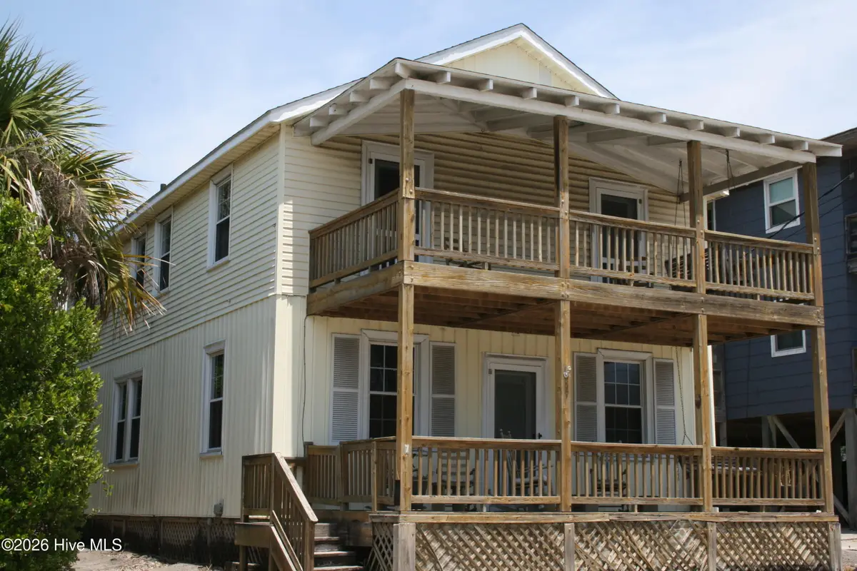 7 E Columbia Street E, Wrightsville Beach, NC 28480 - #1
