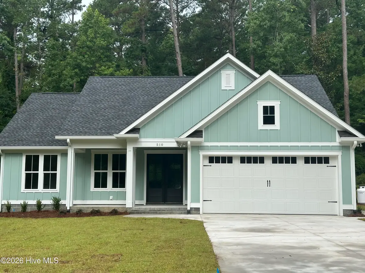 510 E Oliver Street, Whiteville, NC 28472 - #1
