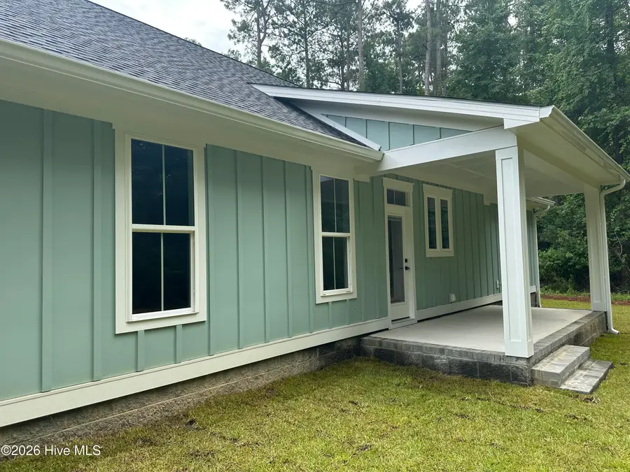 510 E Oliver Street, Whiteville, NC 28472 - #2