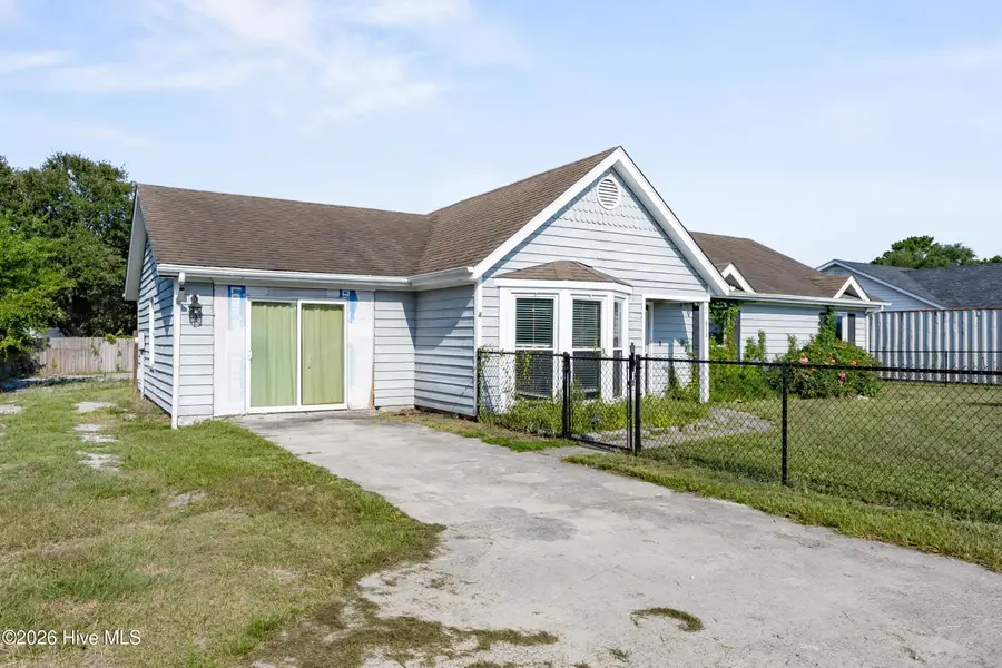 638 Sand Ridge Road, Hubert, NC 28539 - #2