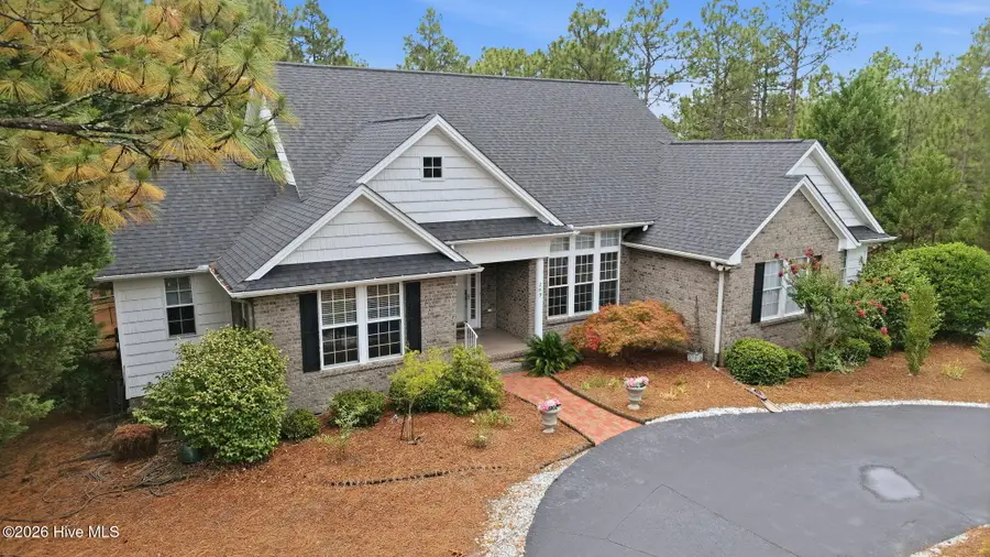 209 Longleaf Drive, West End, NC 27376 - #3