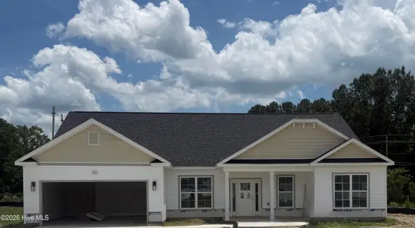103 Seashore Street, Grimesland, NC 27837