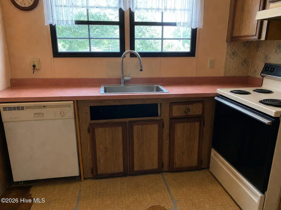 9559 Us 17 Highway, Chocowinity, NC 27817 - #2