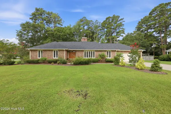 1000 Colleton Way, Trent Woods, NC 28562