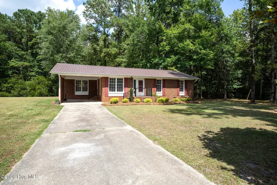 182 Crabapple Lane, Lake Waccamaw, NC 28450 - #2