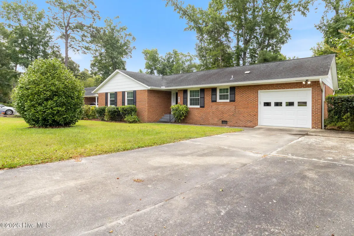 614 Wedgewood Road, Whiteville, NC 28472 - #1