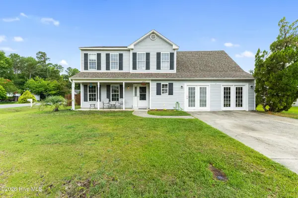 687 Windsor Drive Se, Leland, NC 28451
