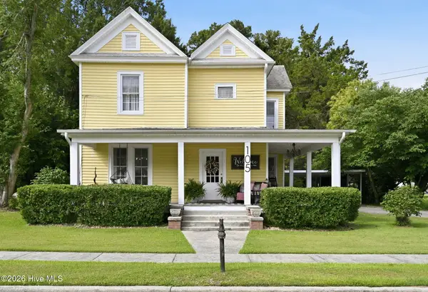 105 E Hargett Street, Richlands, NC 28574