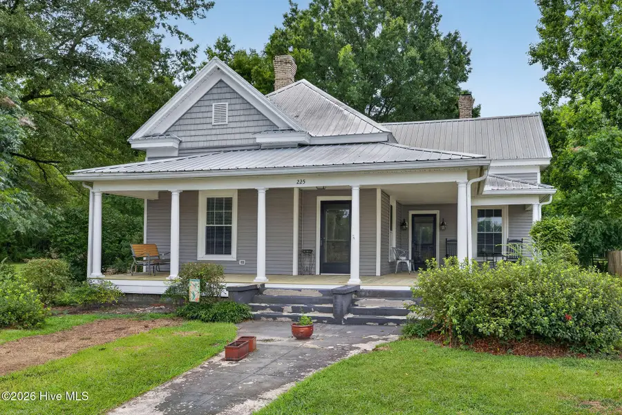 225 Carr Avenue, Rocky Point, NC 28457 - #3