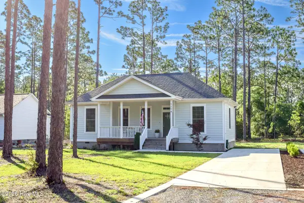 1150 Maple Road, Southport, NC 28461