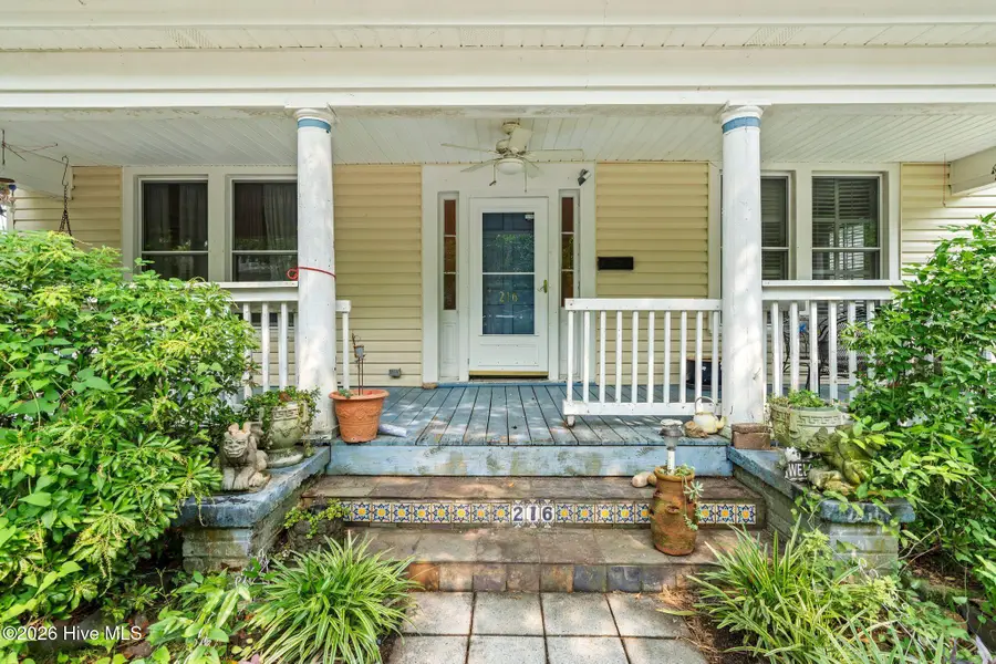 216 Fleming Street, Washington, NC 27889 - #2