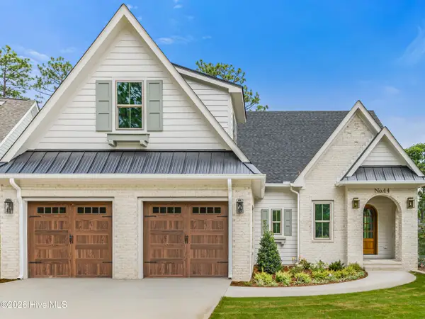 44 Dungarvan Lane, Pinehurst, NC 28374