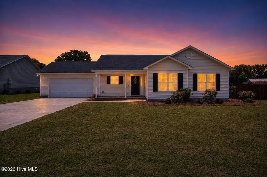 102 Harmony Way, Richlands, NC 28574 - #2
