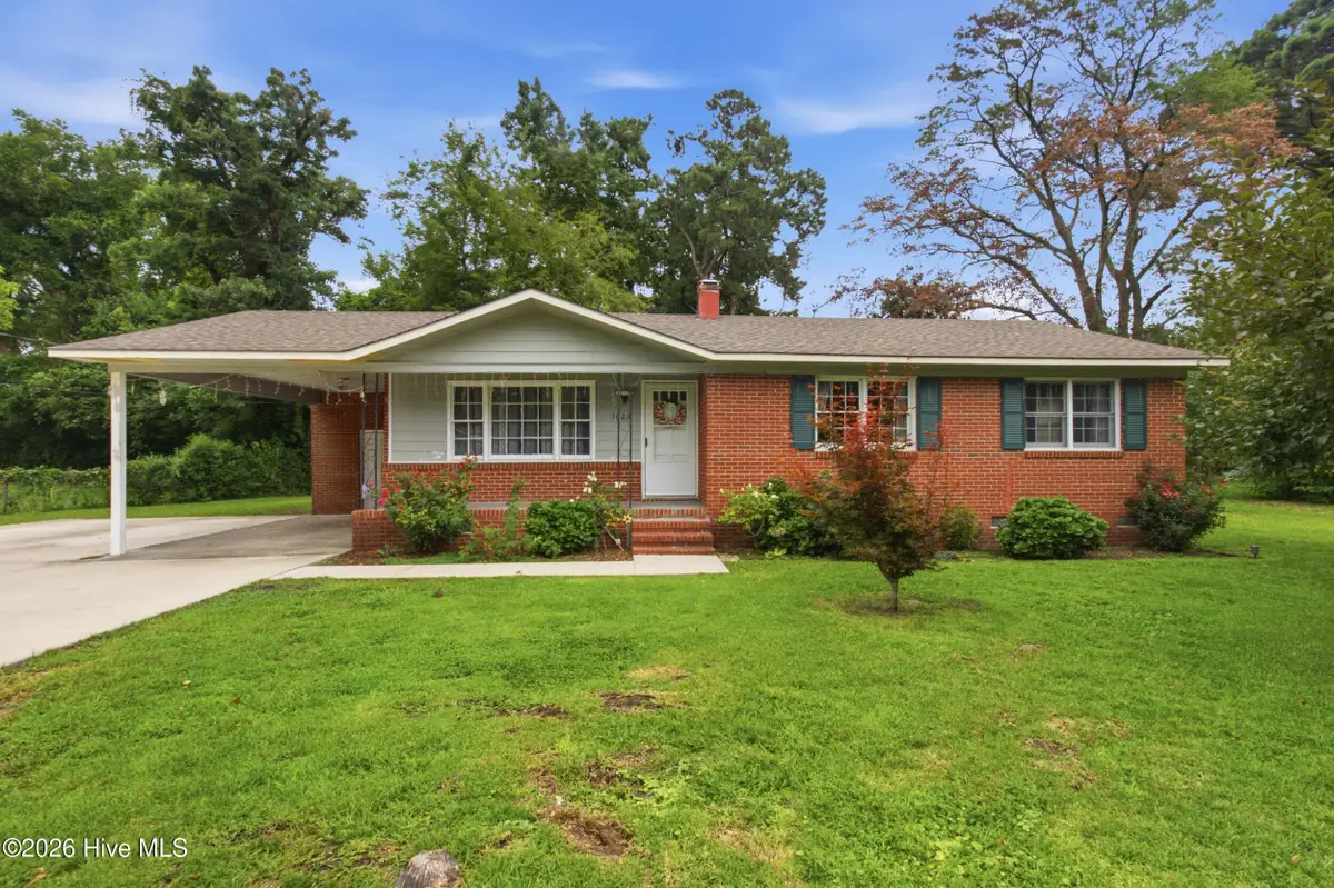 3020 Madison Avenue, New Bern, NC 28562 - #1