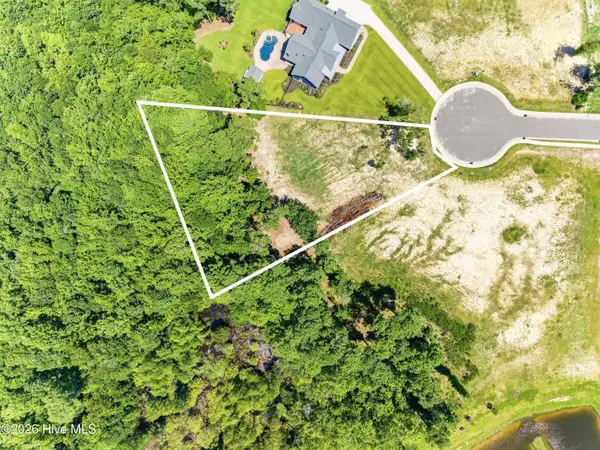 29 W Scarborough Court, Hampstead, NC 28443