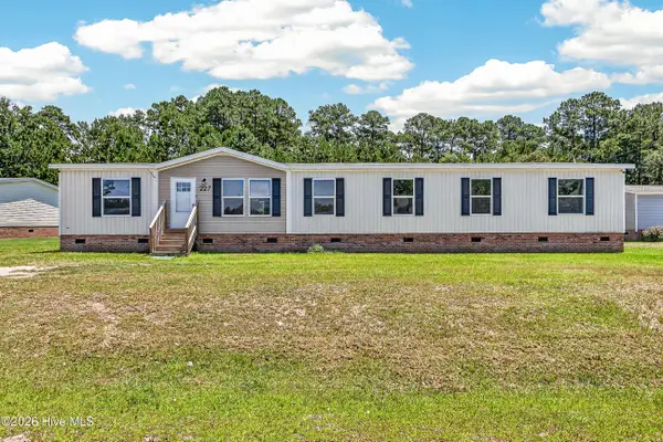 227 Mewborn Drive, Beulaville, NC 28518