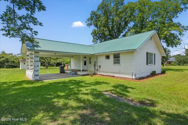 12536 Peacock Road, Chadbourn, NC 28431
