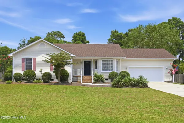 121 E Ivybridge Drive, Hubert, NC 28539