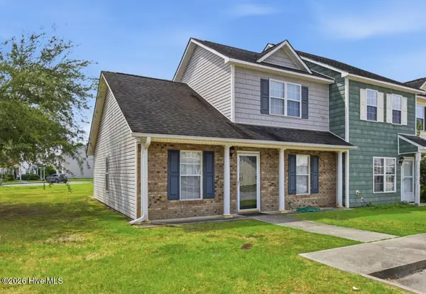 801 Springwood Drive, Jacksonville, NC 28546