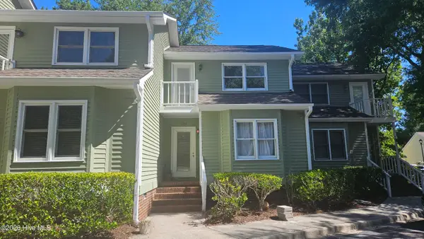 1800 Eastwood Road #Apt 272, Wilmington, NC 28403