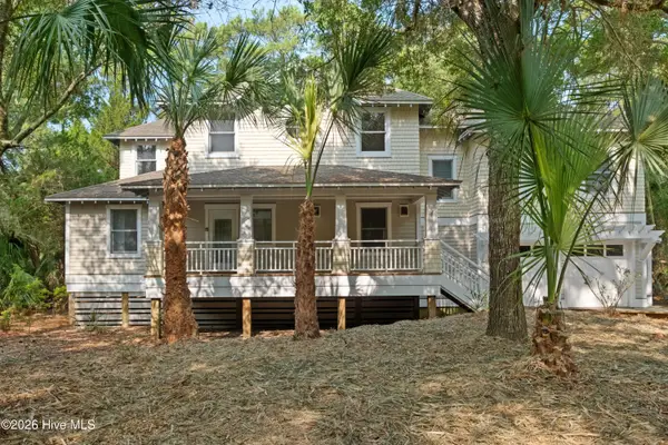 3 Red Bay Court, Bald Head Island, NC 28461
