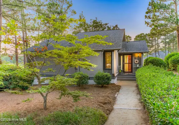 70 Barton Hills Court, Pinehurst, NC 28374