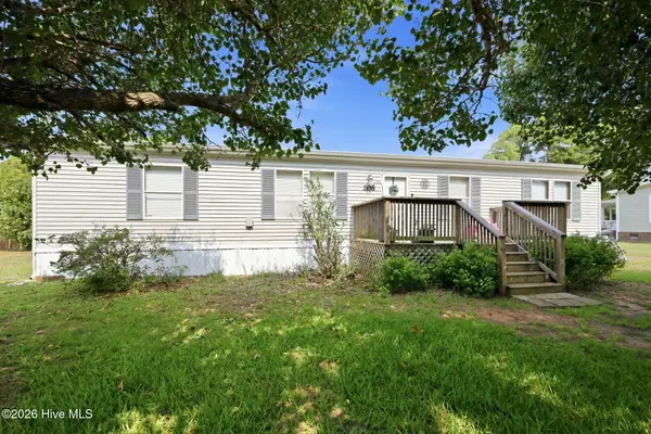 208 Easy Street, Cape Carteret, NC 28584