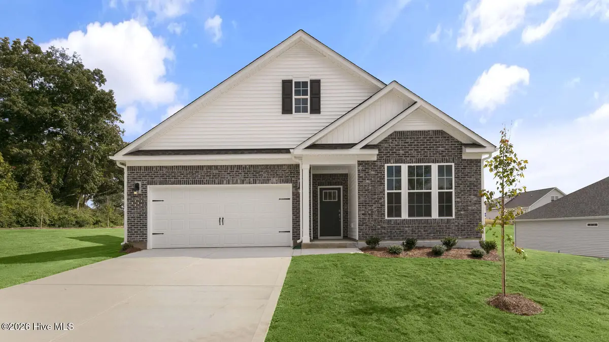 353 Maddox Drive, Aberdeen, NC 28315 - #1