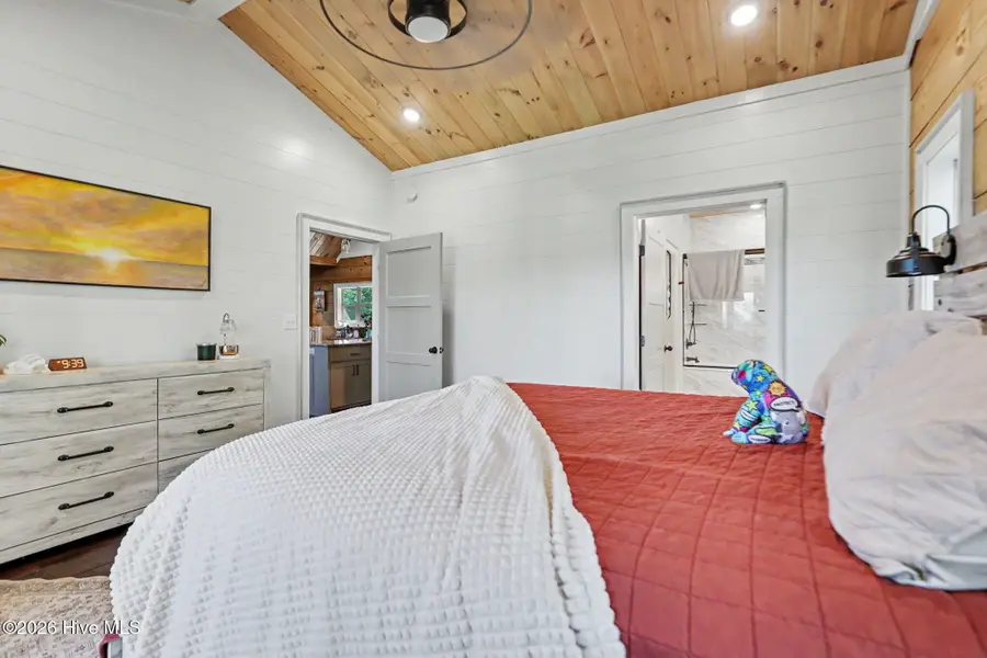 240 Pink Pig Lane, Cherry Log, GA 30522 - #2