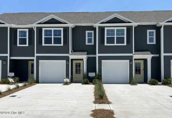 4329 Majesty Drive #Unit 402, Castle Hayne, NC 28429