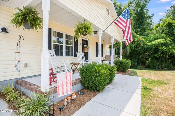 102 Appleton Lane, Richlands, NC 28574