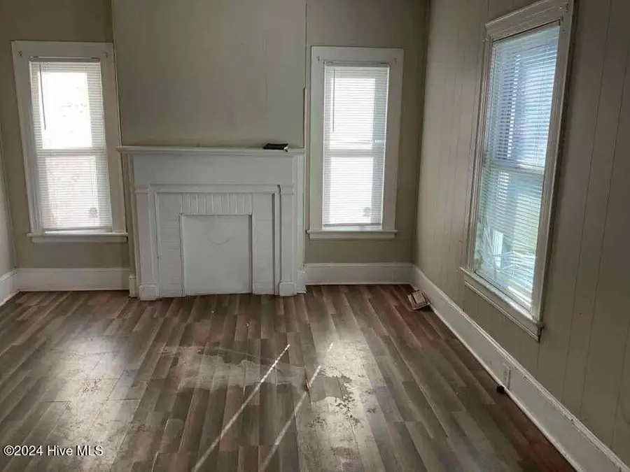 1110 Colonial Avenue, Greenville, NC 27834 - #2