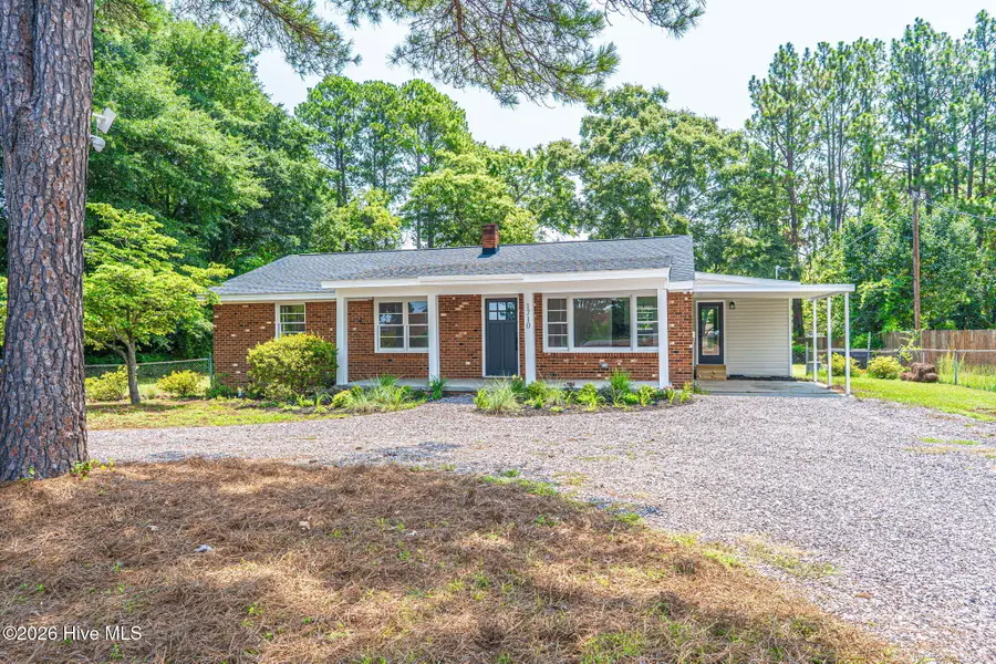 1710 N Poplar Street, Aberdeen, NC 28315 - #3