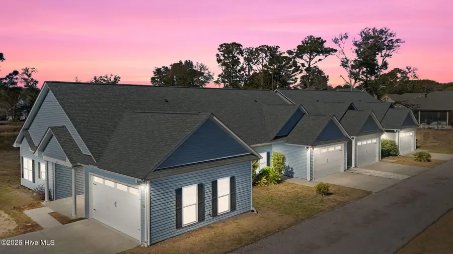 510 W St George Street, Southport, NC 28461 - #3