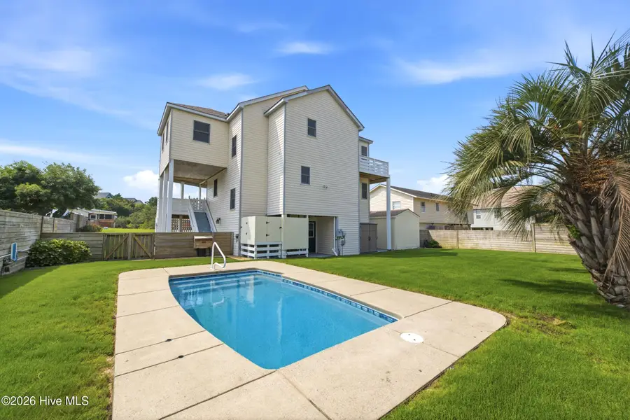412 W Barracuda Drive, Nags Head, NC 27959 - #2