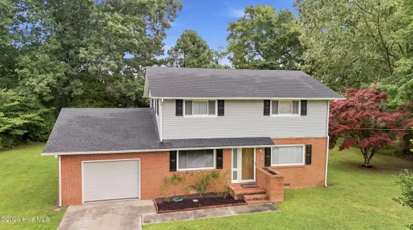 1700 Crescent Drive, Elizabeth City, NC 27909