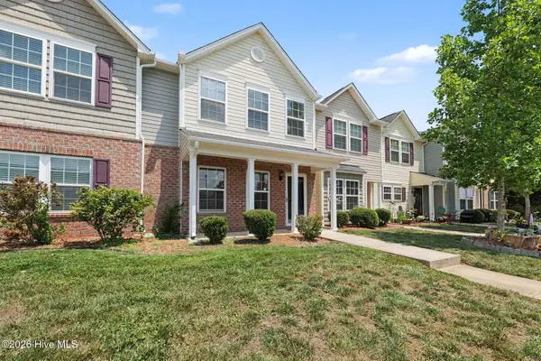 1168 Brooksridge Way, Whitsett, NC 27377