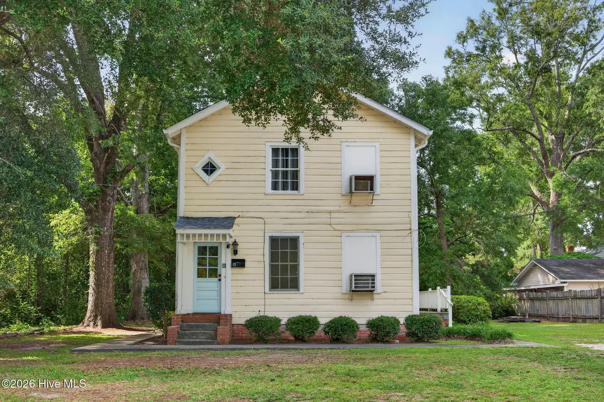 206 E Calhoun Street, Whiteville, NC 28472 - #1