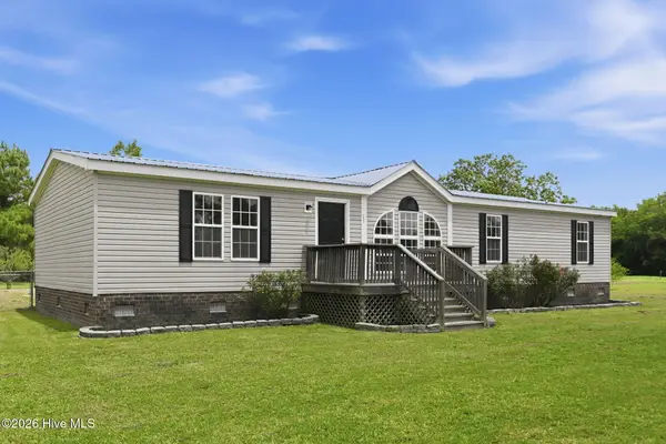 123 Hoffman Forest Road, Richlands, NC 28574