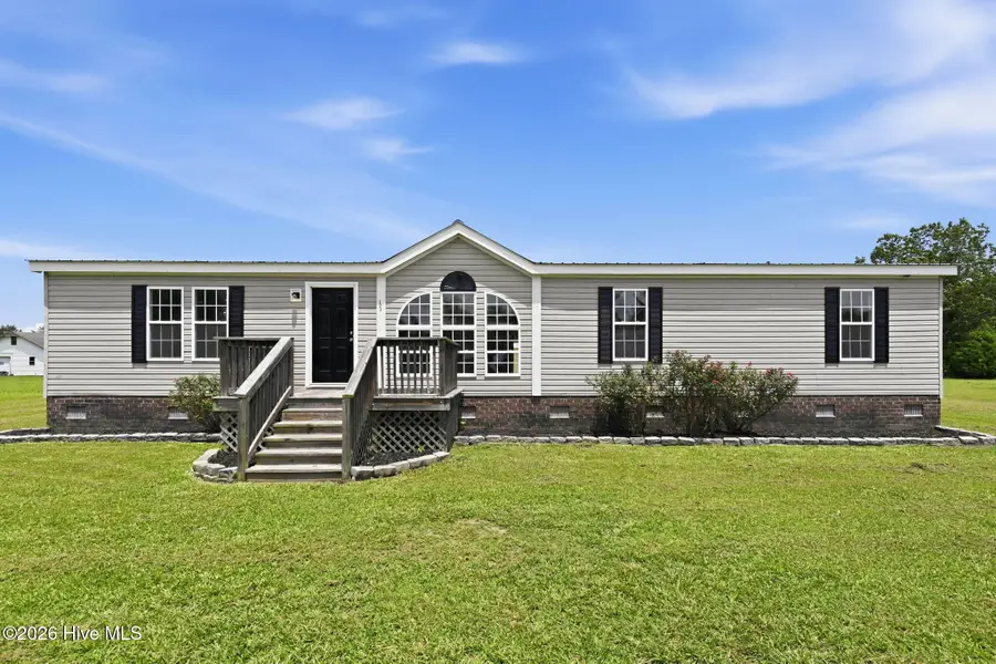 123 Hoffman Forest Road, Richlands, NC 28574 - #2
