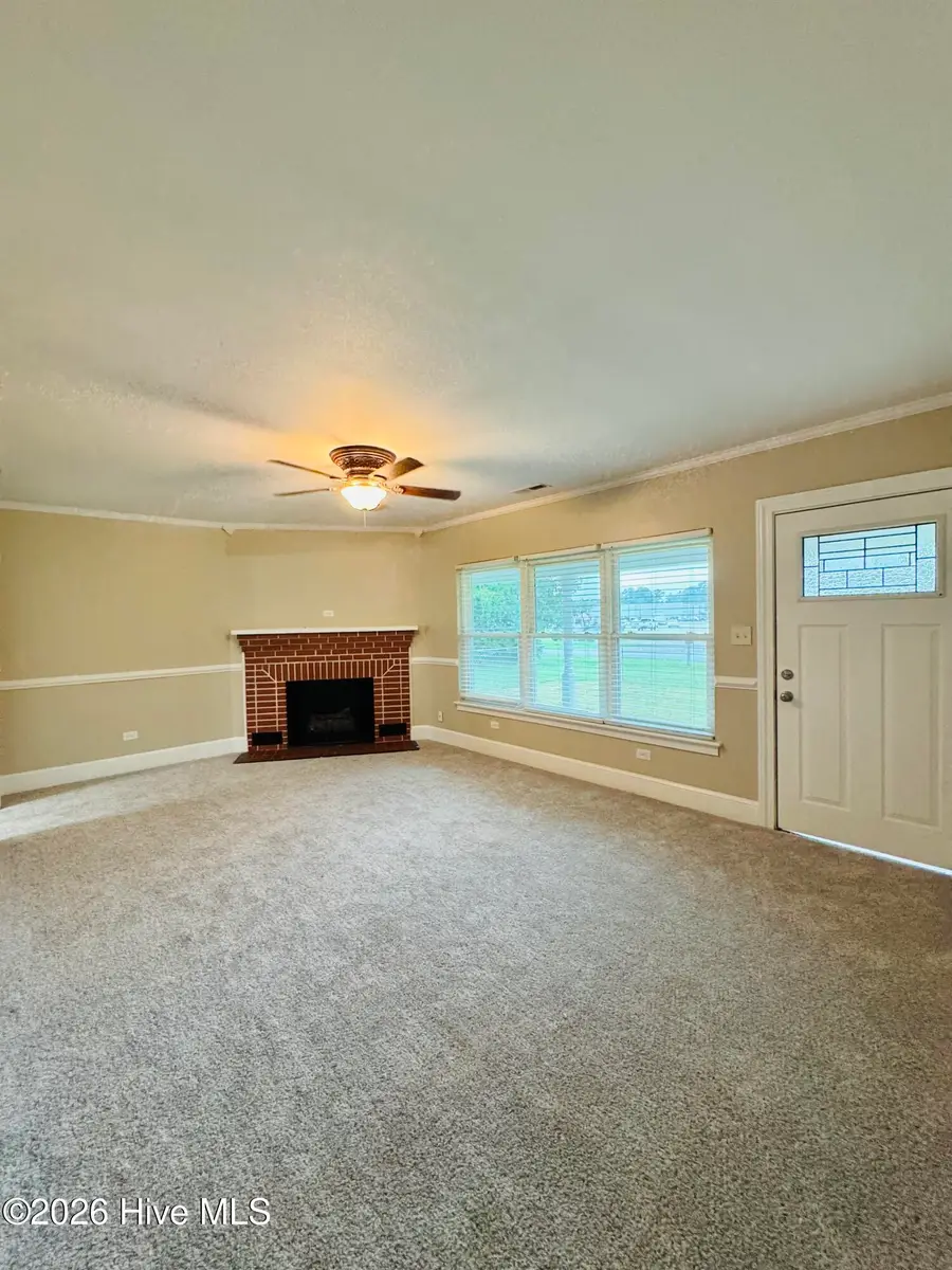 111 Ferry Road, Elizabeth City, NC 27909 - #3
