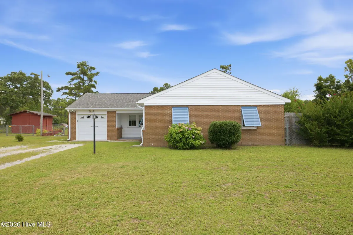 712 James Drive, Newport, NC 28570 - #1