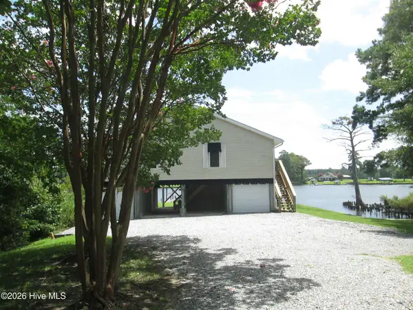127 Waterside Drive, Bath, NC 27808