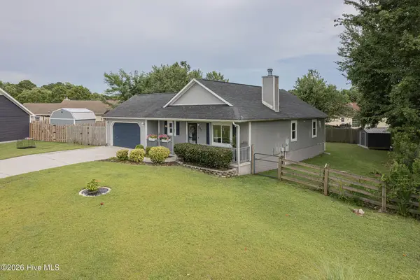 303 Mertz Court, Hubert, NC 28539