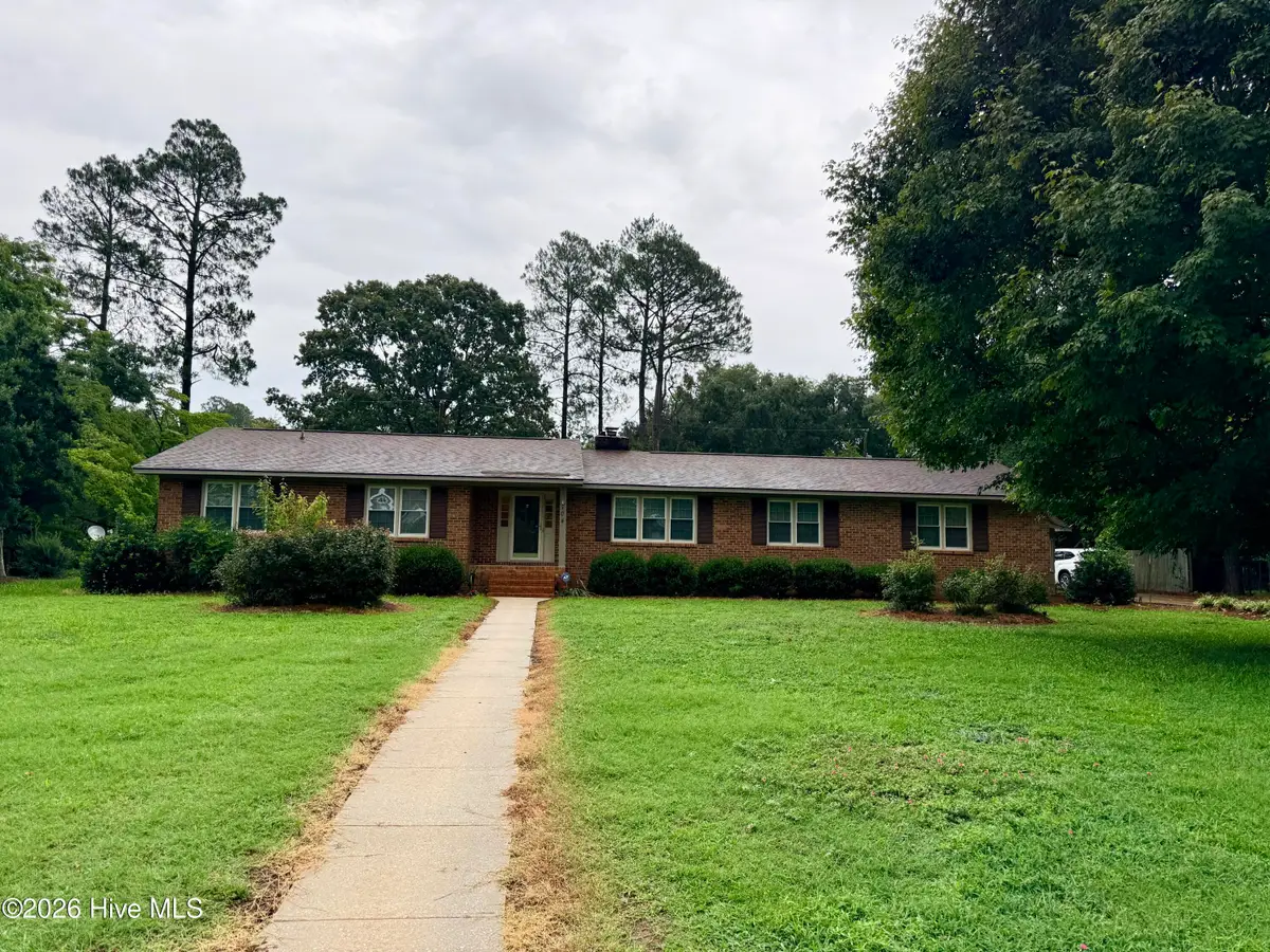 704 Highland Drive, Laurinburg, NC 28352 - #1