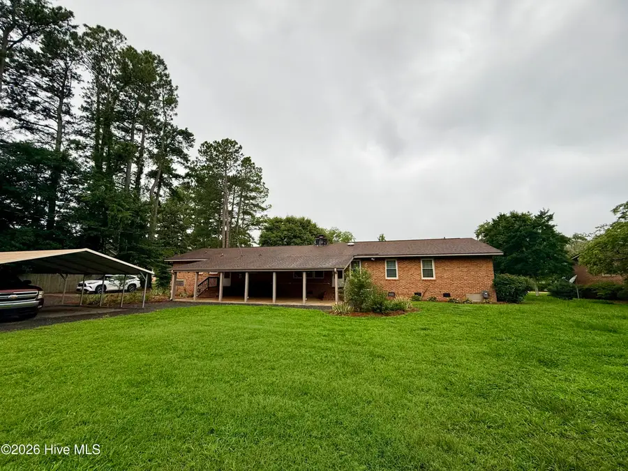 704 Highland Drive, Laurinburg, NC 28352 - #3