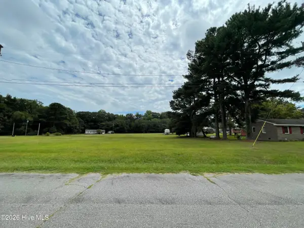 133 E Circle Drive, Hamilton, NC 27840